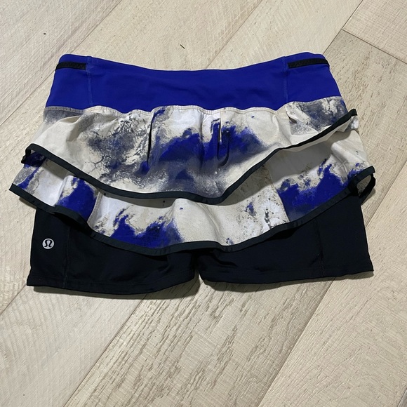 Lululemon | Run Speed Squad Skirt | Size 8 discontinued style - Picture 7 of 7